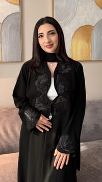 Yusra Abaya thumb 1