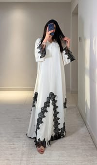 Hamda abaya white / black thumb 1