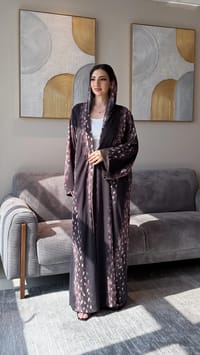 Ghazal abaya thumb 2