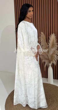 Ameera white Abaya thumb 2