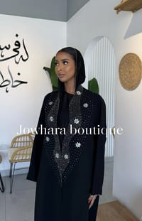 Susan  black abaya thumb 2