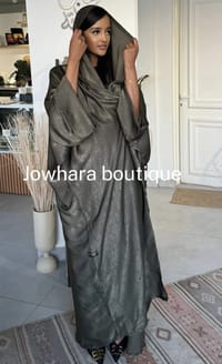 Hind Abaya thumb 3