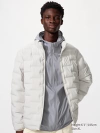 UNIQLO PUFFTECH JACKET thumb 1