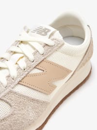 NEW BALANCE 471 “CREAM” thumb 2