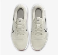 NIKE TRAINER "BEIGE" thumb 3