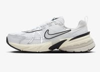 NIKE V2K "WHITE METALLIC SILVER" thumb 1