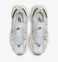 NIKE V2K "WHITE METALLIC SILVER" thumb 3