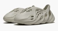 YEEZY FOAM RUNNER SAND thumb 1