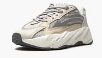 YEEZY 700 V2 CREAM thumb 3