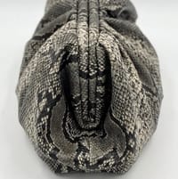 Clutch Snake Small thumb 1