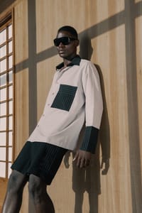 ivory-and-black-contrast-pocket-set thumb 8
