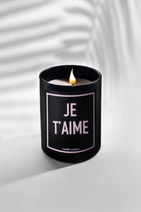 Je T’aime thumb 1