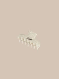 Hair Clip thumb 3