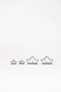Lotus Petite Earrings in Diamond thumb 1