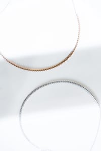 DROPS Choker thumb 2