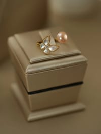 طقم الفراشه/white thumb 3
