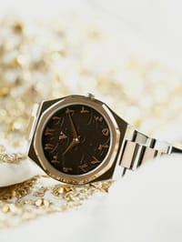 ساعه المستقبل /Rose Brown future watch thumb 2