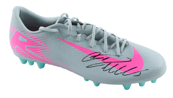 Cristiano Ronaldo Signed soccer boot (beckett)