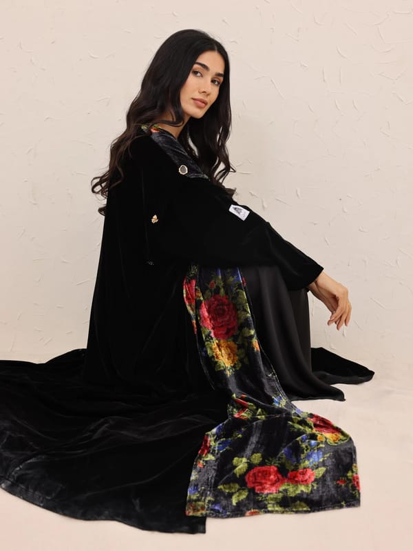 Velvet Abaya w Velvet Tarha V25