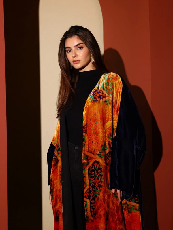Velvet Abaya w Chiffon Tarha J8