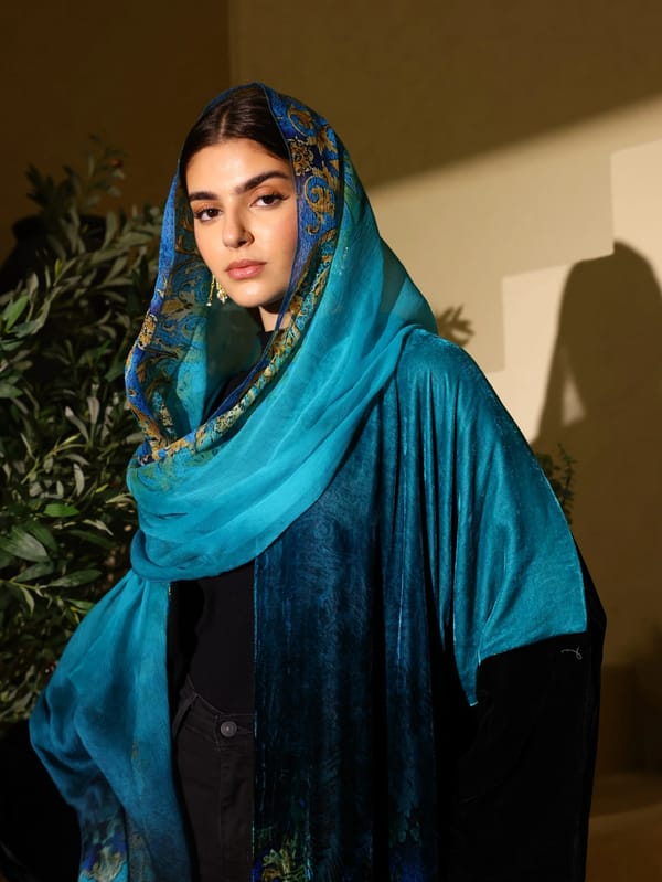 Velvet Abaya w Chiffon Tarha J9