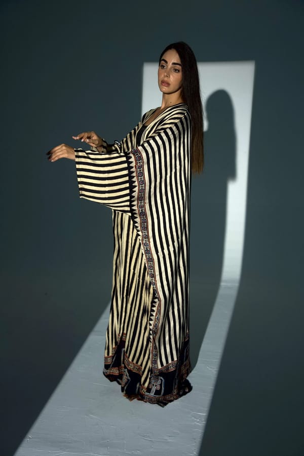 Bisht Pure Silk Handblock Abaya A22