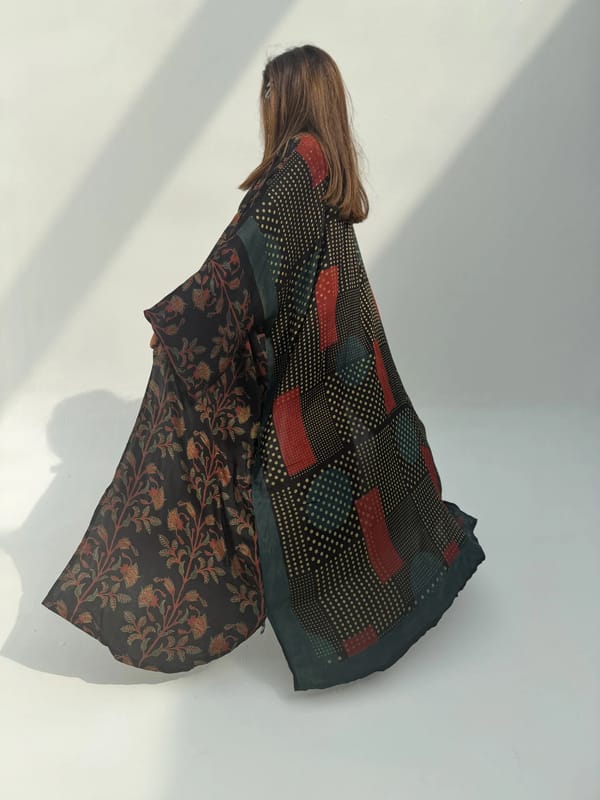 Bisht Pure Silk Handblock Abaya U 2
