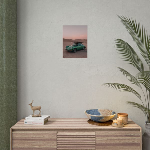 911 Oasis Waves - Dubai 80s Poster Series 50 x 70