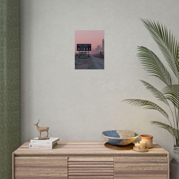 Dubai, Loading  - Dubai 80s Limited Collection