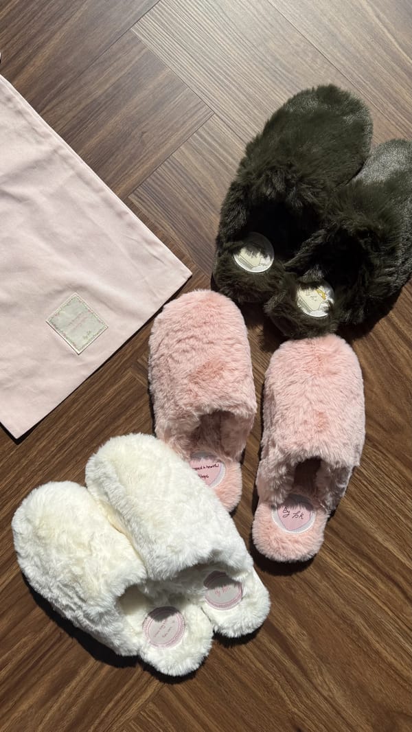 Cloud slippers ☁️