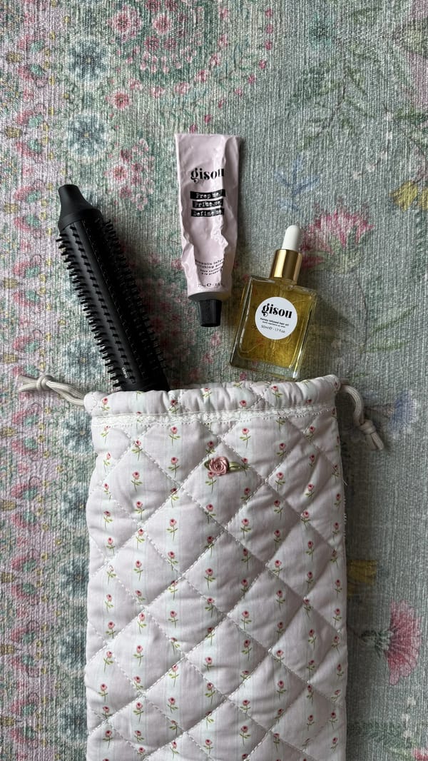 Rose blush hair tool pouch🌸