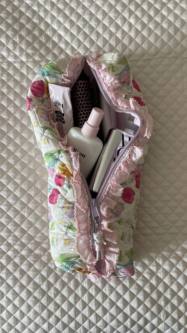 Tulips blossom dream hair tool pouch 🌷