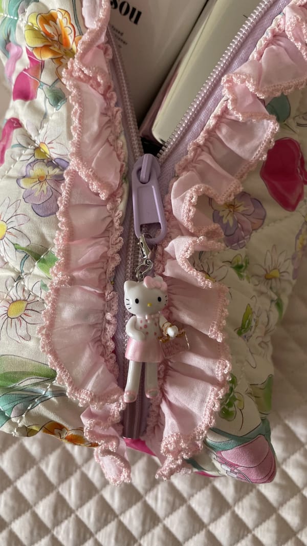 Tulips blossom dream hair tool pouch 🌷