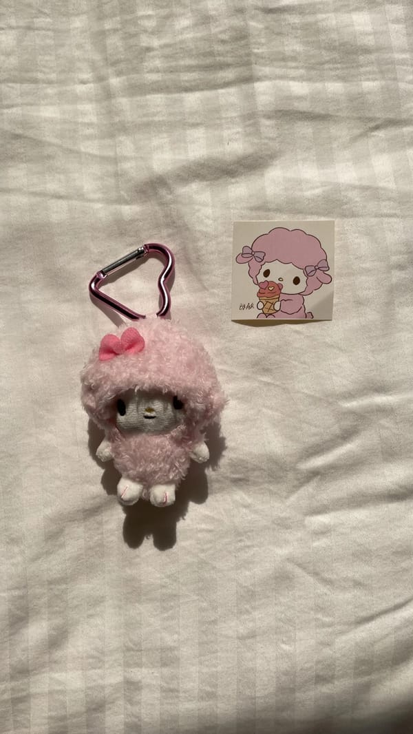 My sweet piano 🎀 charm