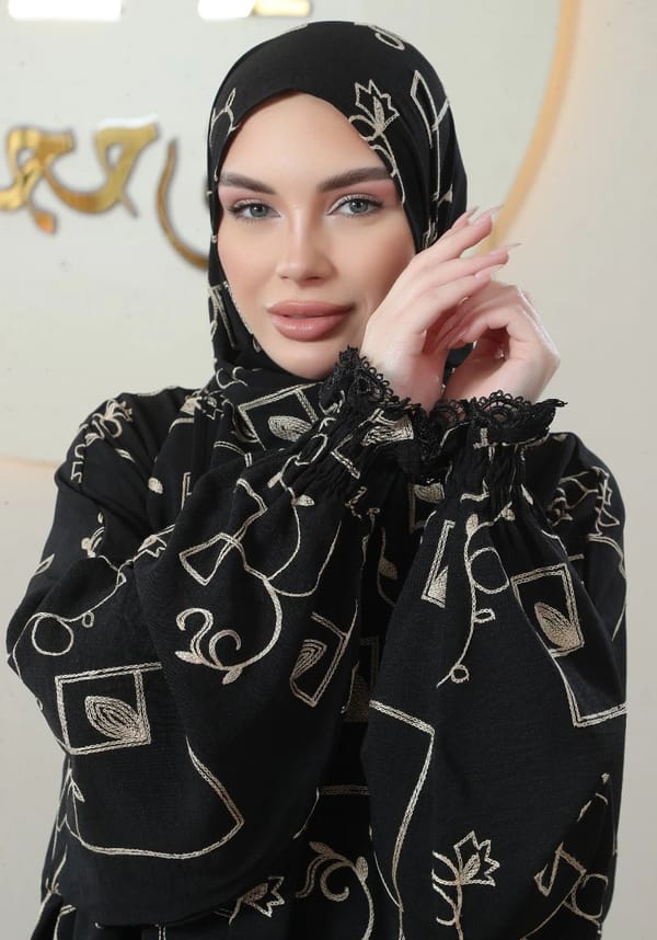 عباءة صلاة مطرزة زهى كولكشن