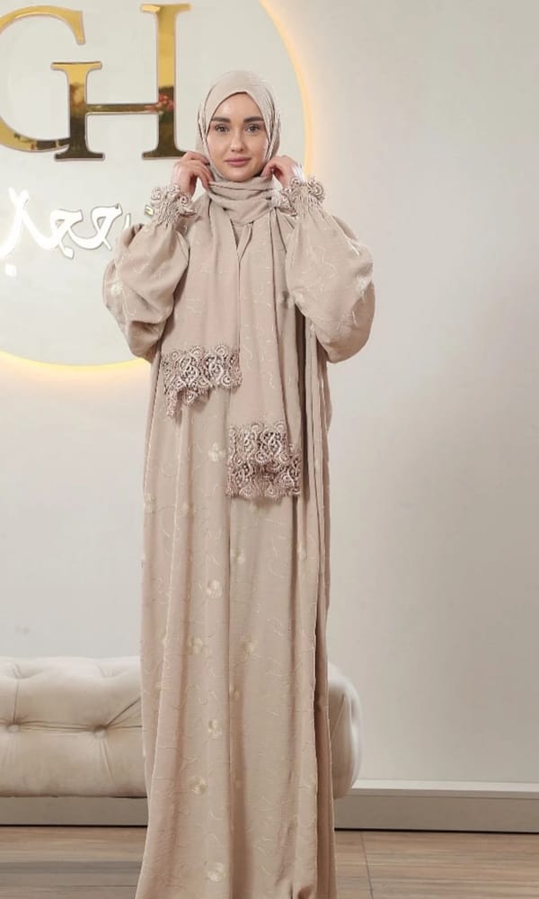 عباءة صلاة مطرزة زهى كولكشن
