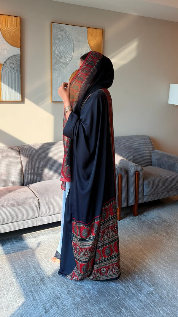 Culture  Printed Abaya black