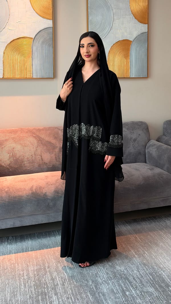 Hira abaya black