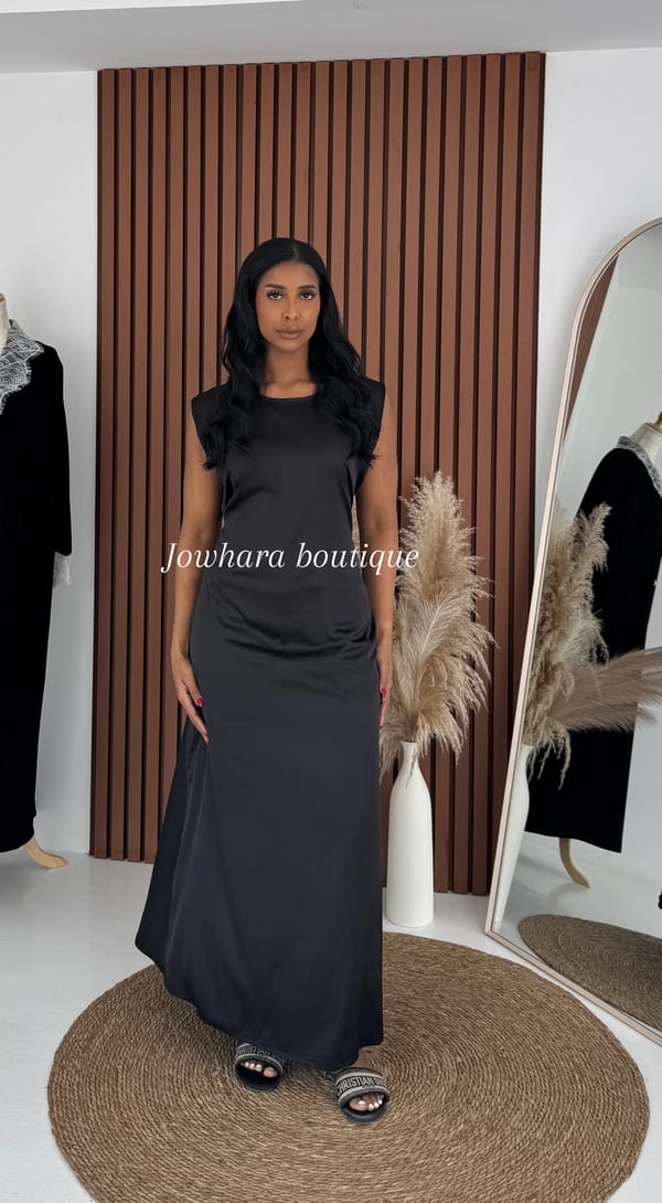 Abya Dress Black