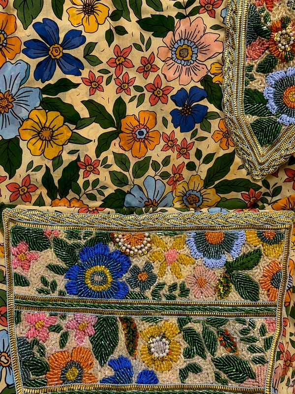 Aniva Mukhawar - Bustan