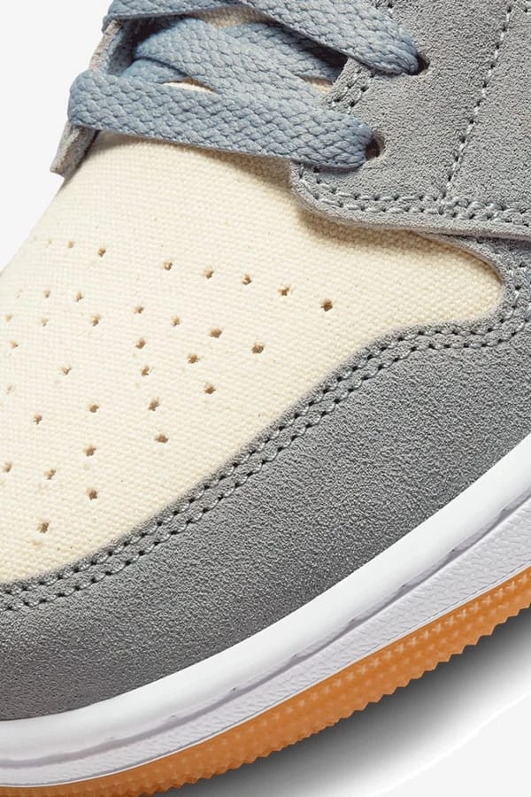 JORDAN 1 MID "COCONUT MILK"