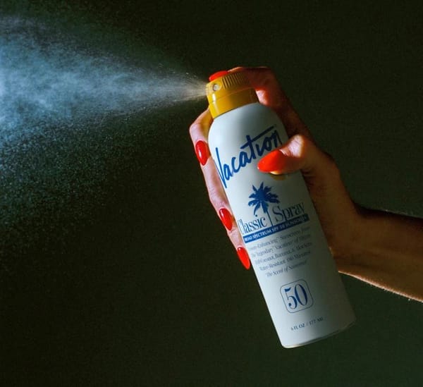Vacation Classic Spray SPF 50