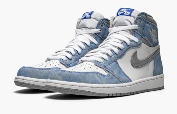 AIR JORDAN 1 RETRO HIGH "HYPER ROYAL"