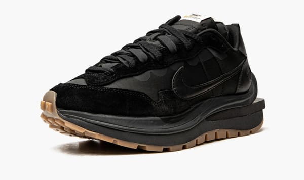 NIKE VAPORWAFFLE SACAI  "OFF NOIR"