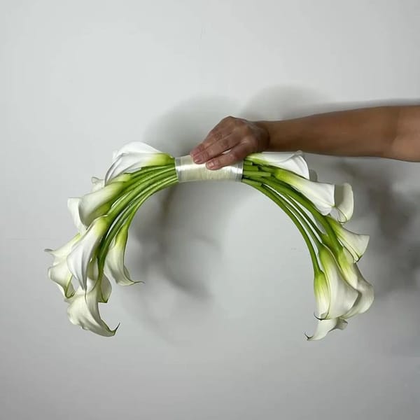 BRIDAL BOUQUET CALLA LILY WHITE/ ARC