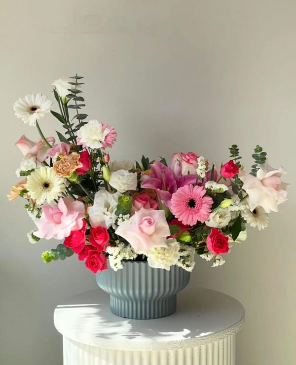 vase with assorted flowers1