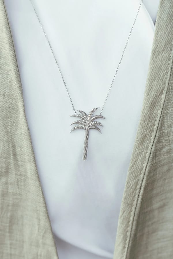 The Palm Tree Long Necklace in Diamonds