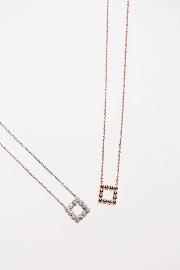 Drops Petite Necklace in Diamonds
