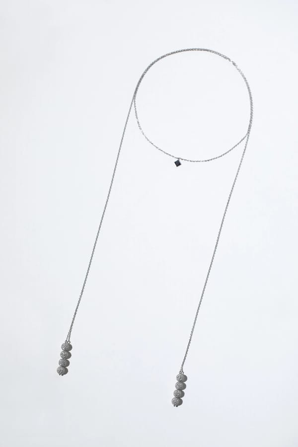 DROPS Wrap Necklace in Diamonds