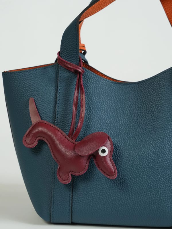 Tag Dog/Red